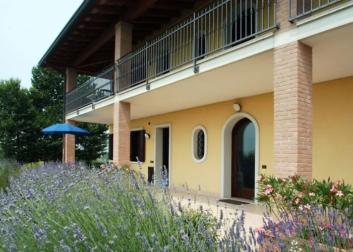 Folaghe Trilocale Apartment *